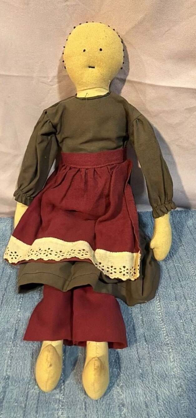 Vintage Handmade Folk Art Primitive Cloth Doll